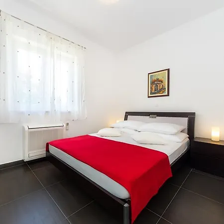 Zara Apartment