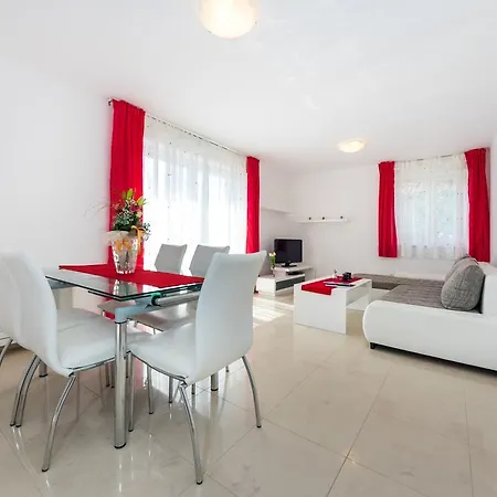Zara Apartment