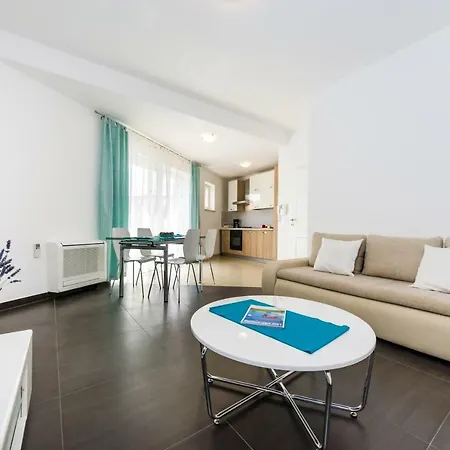 Zara Apartment