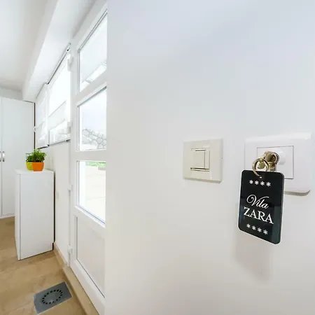 Zara Apartment *